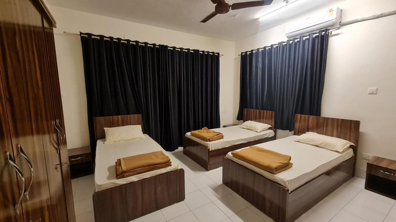 Rostel Backpackers Hostel Pune Exterior foto