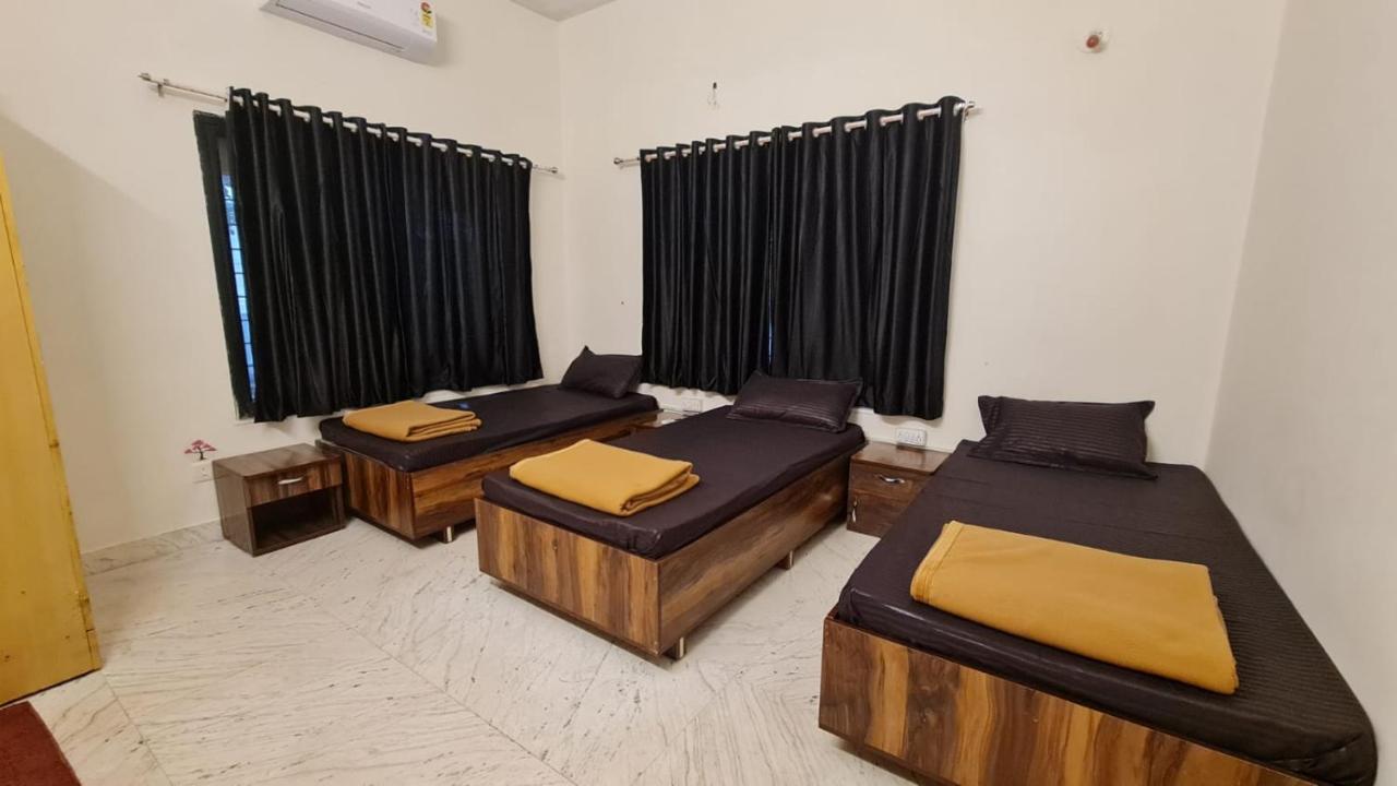Rostel Backpackers Hostel Pune Exterior foto