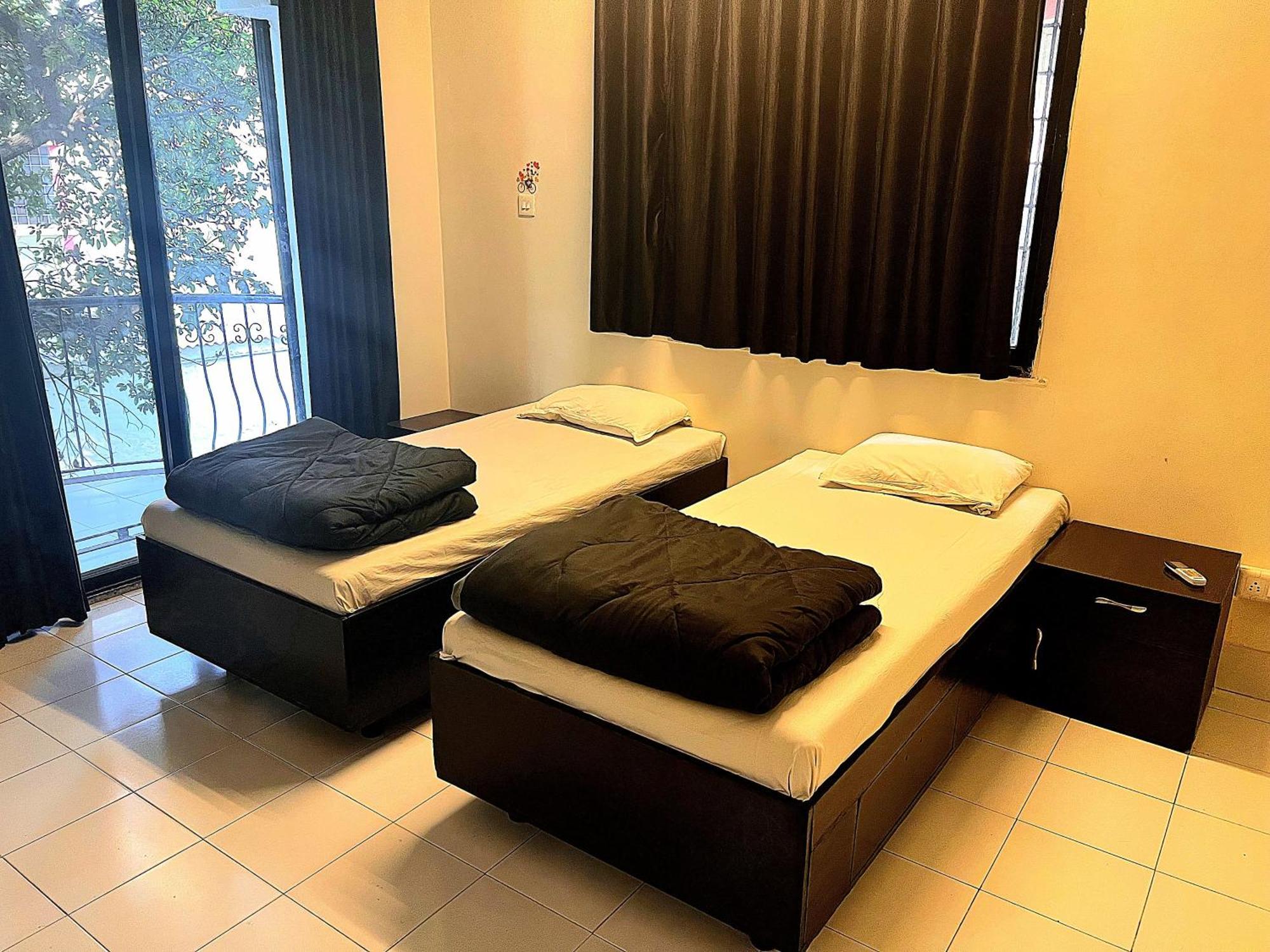 Rostel Backpackers Hostel Pune Exterior foto